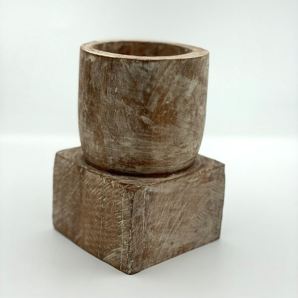 Pillar candle holder wood in short square.