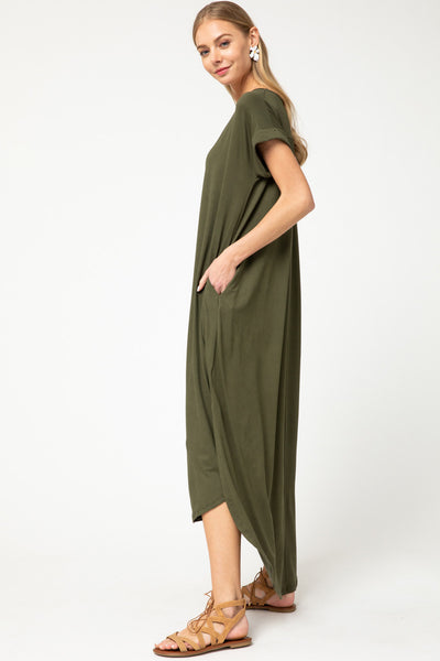 women's boutique online clothing side view of must have maxi