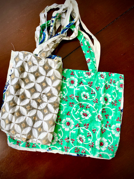Reusable grocery bags washable. Pack of four. Third pattern.