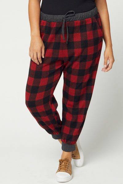 Plus size red plaid pajamas. Elastic waistband with drawstring.