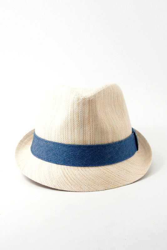 Front view of women&#39;s straw fedora hat.